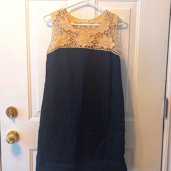 Ann Taylor Loft 100% Black Linen and Lace Sheath Dress. - Picture 1 of 6
